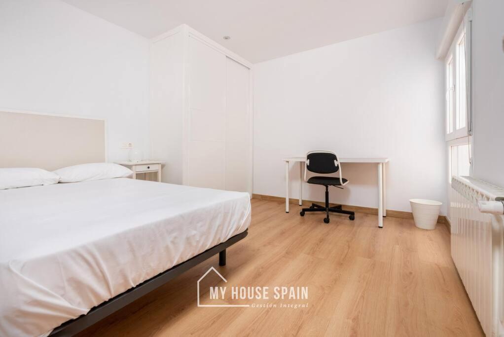 Myhousespain - Luminoso Y Amplio Piso En El Centro Gijón Eksteriør bilde
