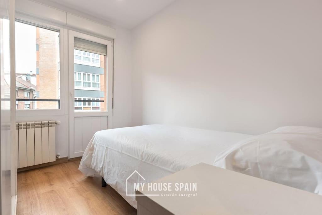 Myhousespain - Luminoso Y Amplio Piso En El Centro Gijón Eksteriør bilde